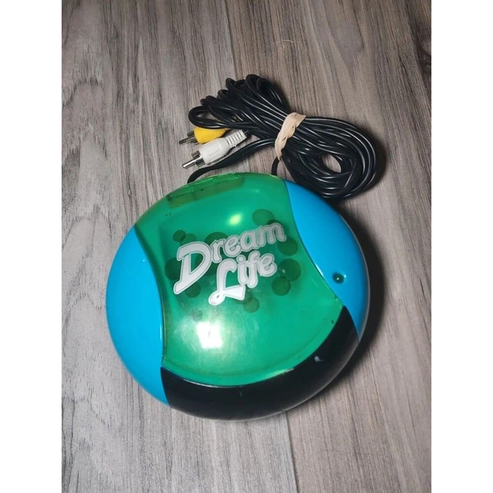 Vintage Hasbro Dream Life TV Plug & Play No Remote
